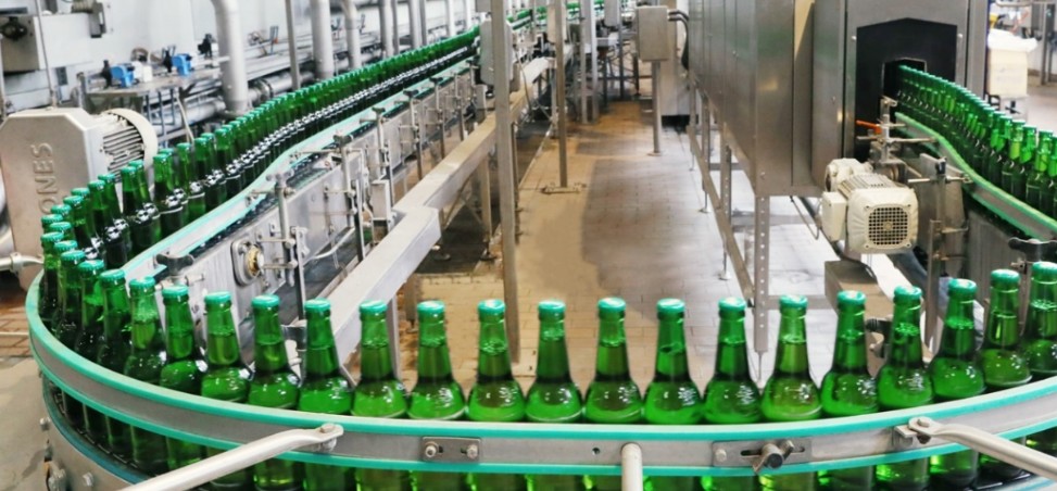 Sản xuất bia theo quy trình công nghệ hiện đại 